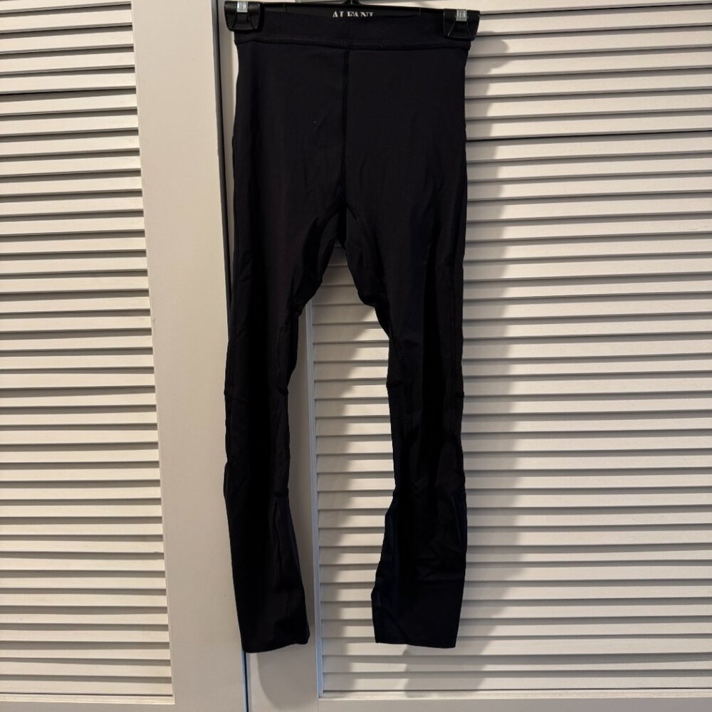 XS Lululemon X Roden Gray 3/4 tights